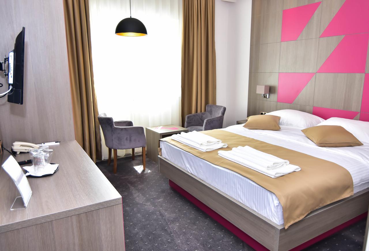 Hotel Kljuc 外观 照片