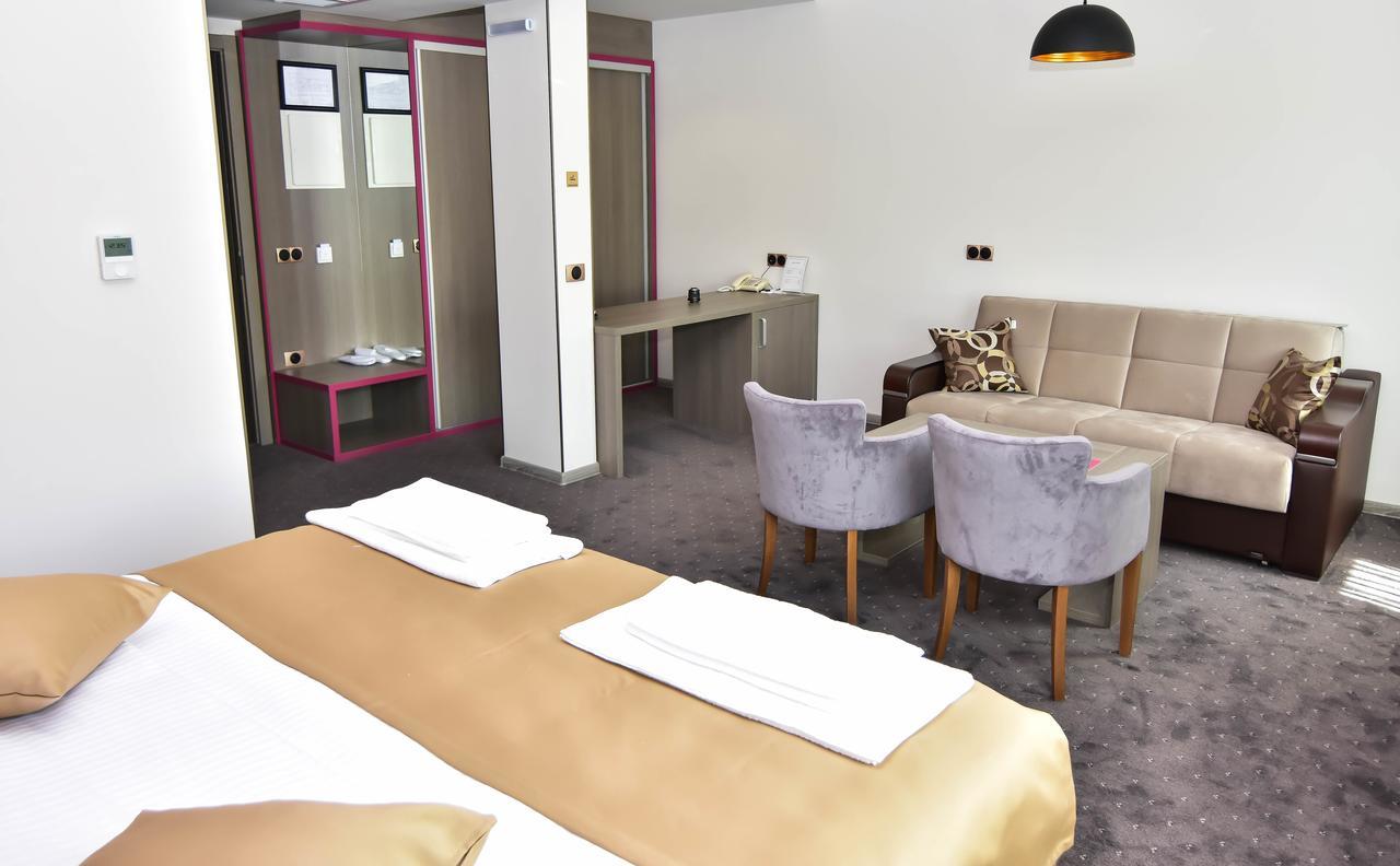 Hotel Kljuc 外观 照片