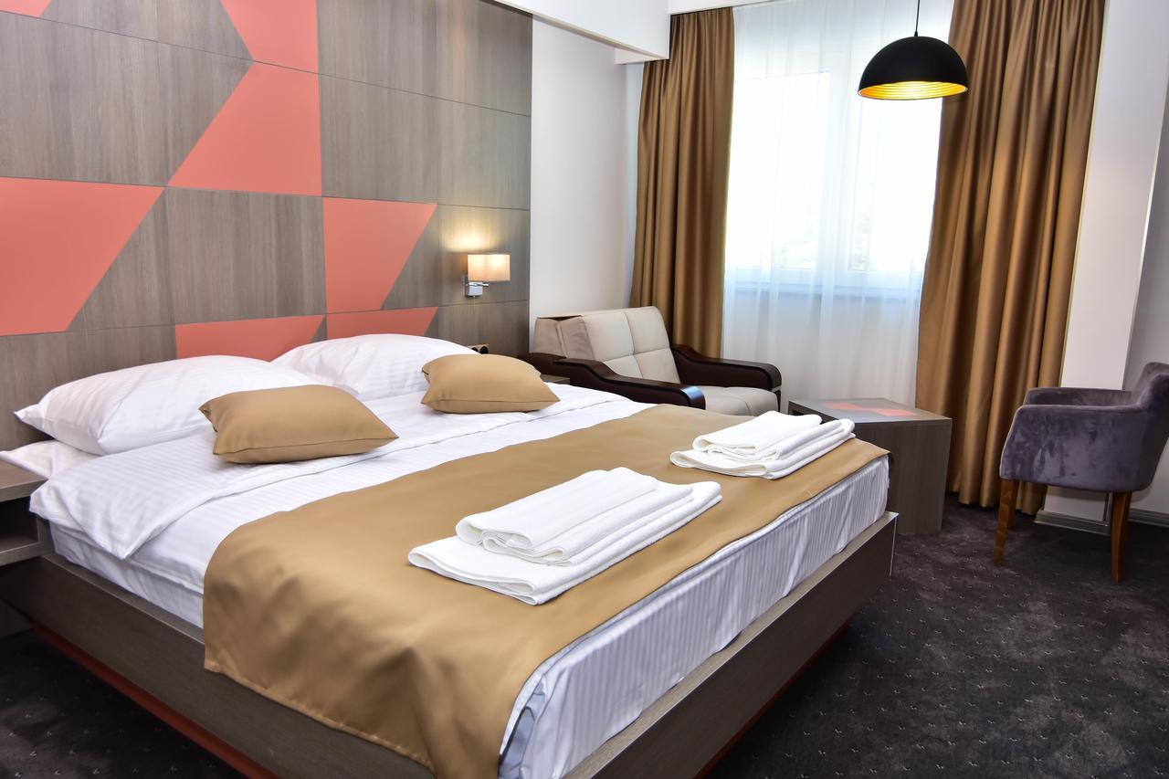 Hotel Kljuc 外观 照片